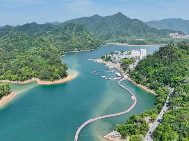 四日黄山高评分旅行社四天三晚费用全含冰球突破爆百万大奖黄山四日游自驾配套(图5)